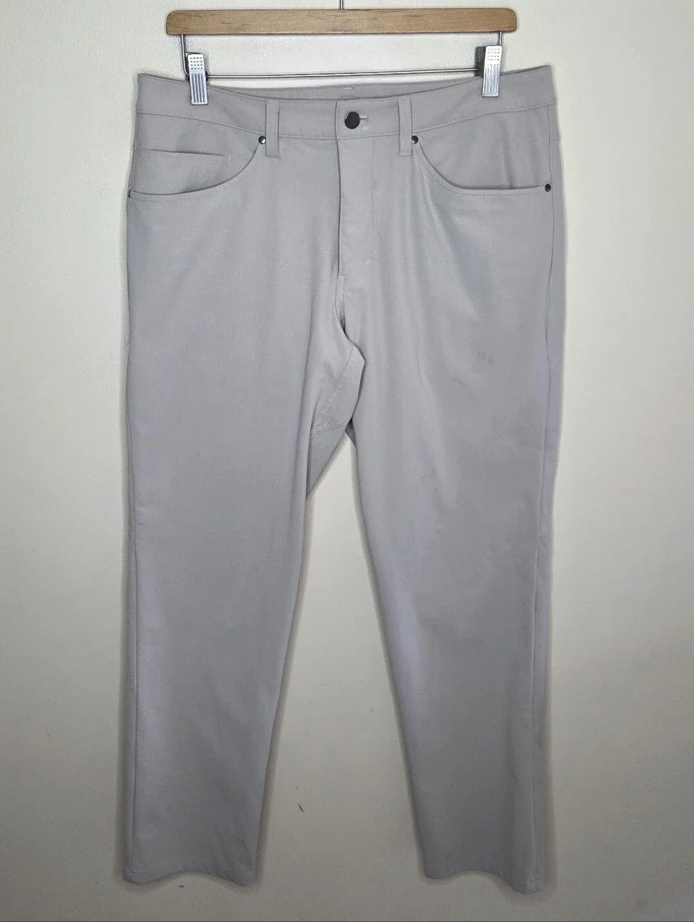 Lululemon Beige Khaki ABC Classic Fit 5 Pocket Pants 30